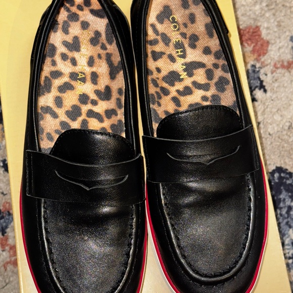 Cole Haan leather women shoes, black - Picture 2 of 5